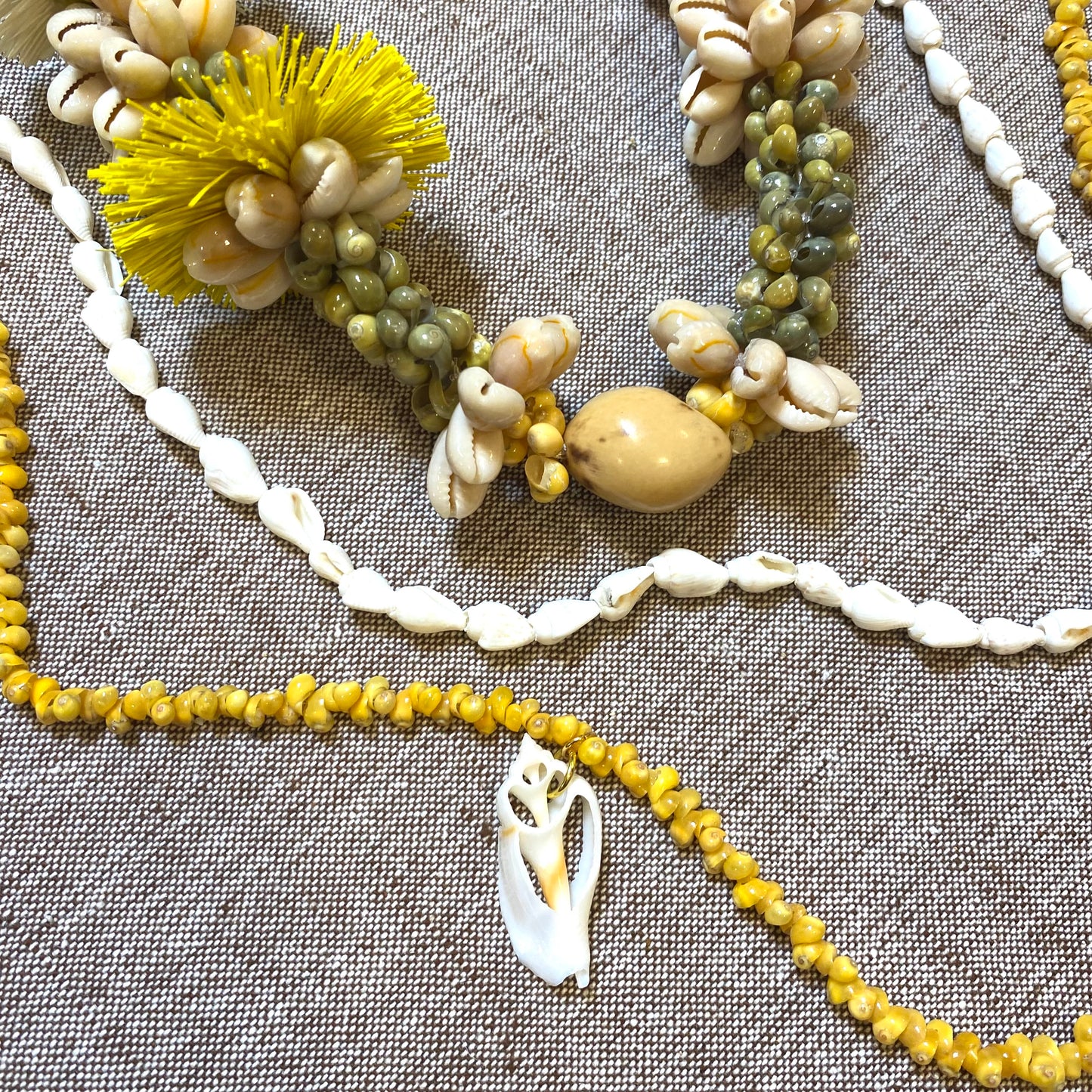 FA'AFETAI LEI yellow/green