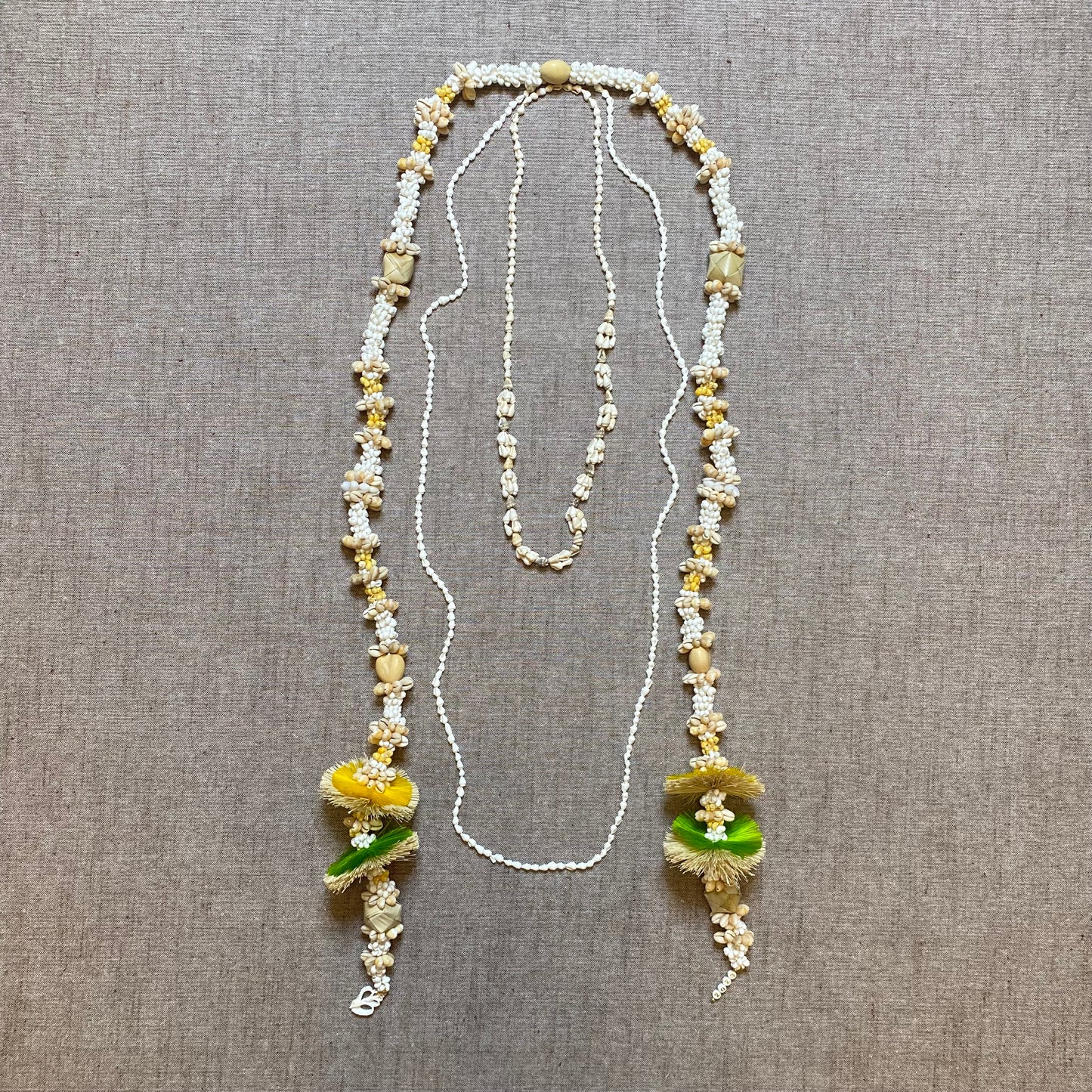 MAMALU MAILE LEI green/yellow