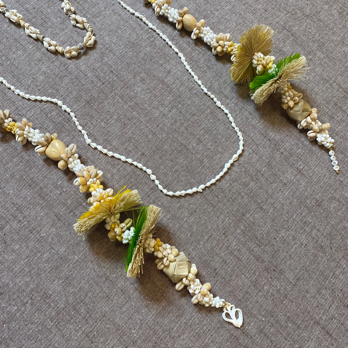 MAMALU MAILE LEI green/yellow